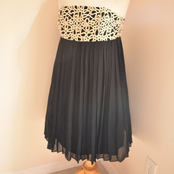 Lilly Pulitzer Dresses & Skirts - Lilly Pulitzer Sleeveless Jillie Chiffon Dress